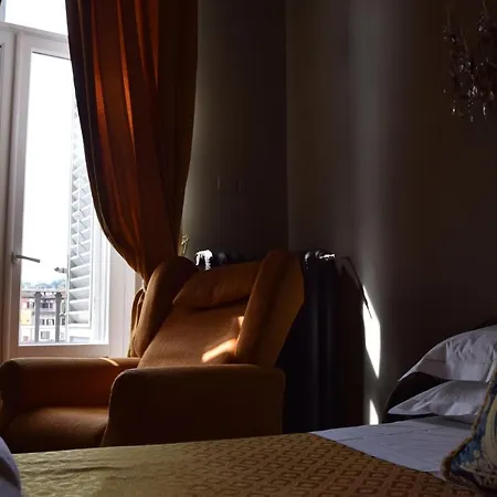 Residenza Vespucci Bed & Breakfast 4*