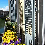 Residenza Vespucci Bed & Breakfast 4*